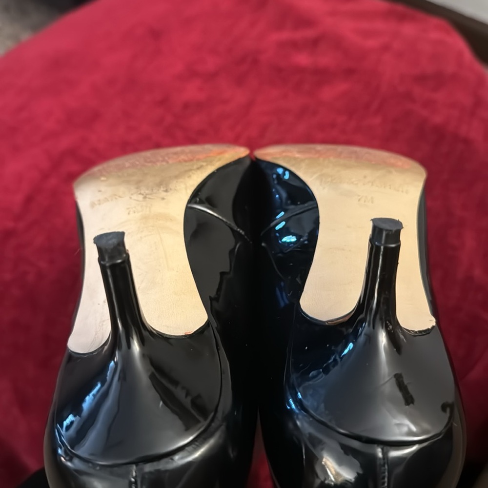 Marc Fisher Black Patent Leather Pointed-Toe Kitten Heels - Women's Pumps - Picture 10 of 10